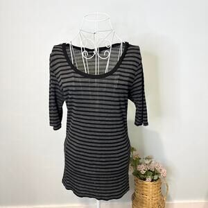 Stunning vintage y2k gray & black striped neck top